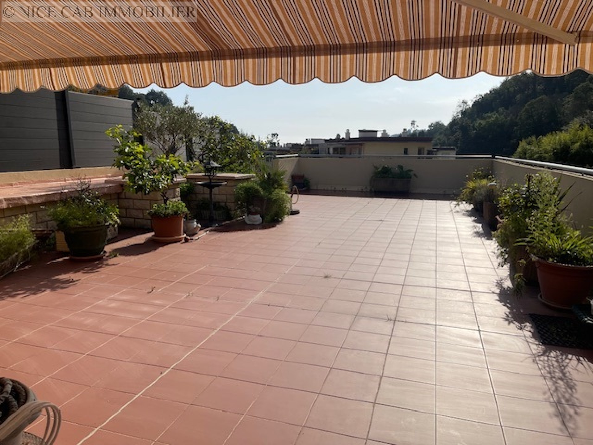 Appartement à vendre, MENTON, 80 m², 4 pièces